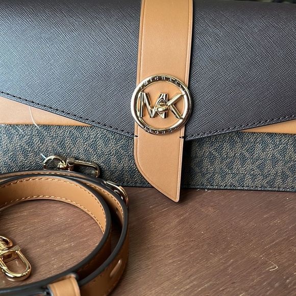 Michael Kors MD shoulder bag - Picture 6 of 16